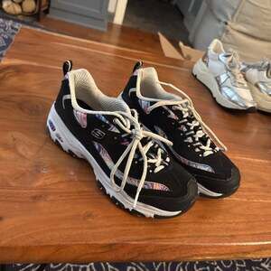 SKECHERS D'Lites Womens Sz11 Black SN11978W